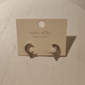 Silver Crescent Moon Earrings